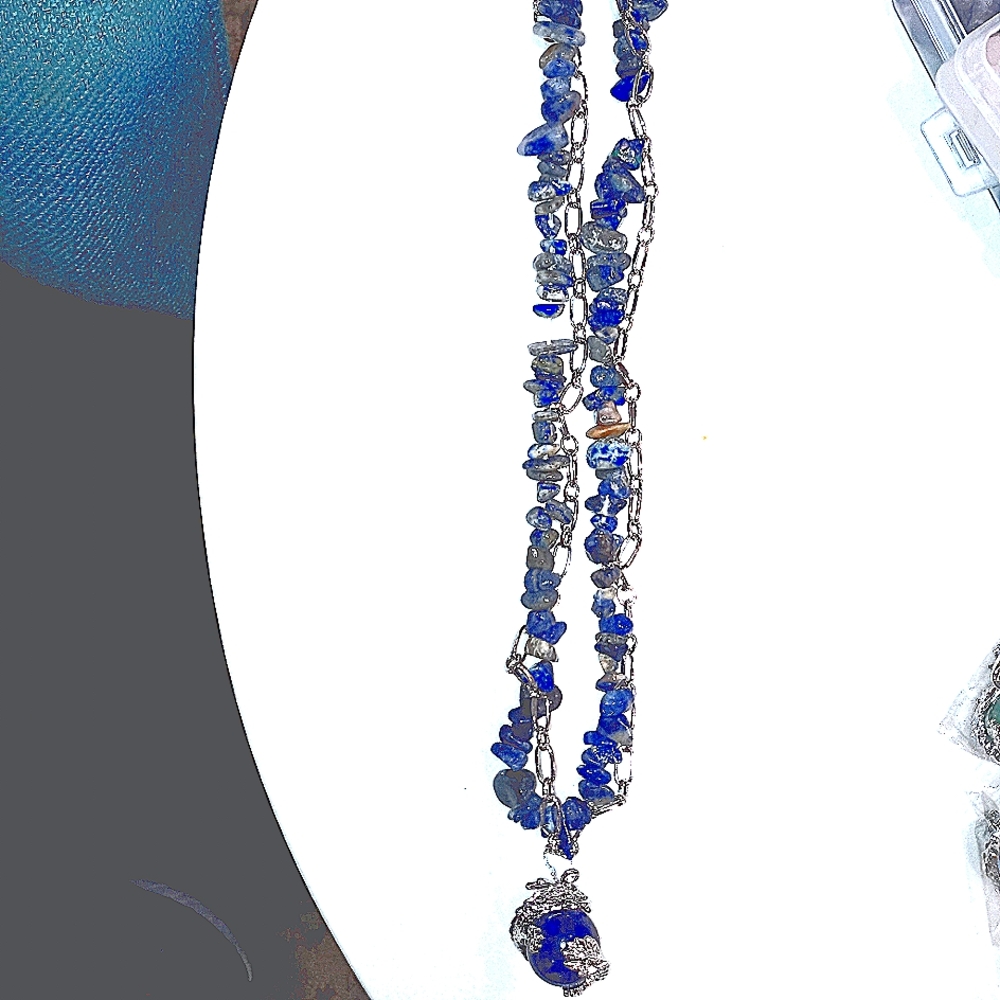 Man blue dragon necklaces.